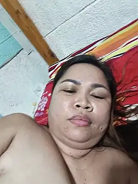 Sweetlorie_83 webcam