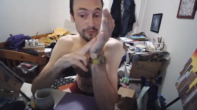 JohnnyMoves webcam