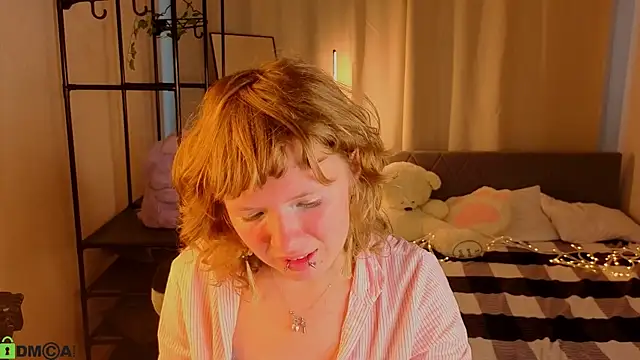 VioletDesiree webcam