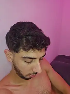 LeoyNicky98 webcam
