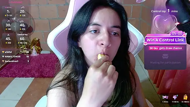 Maggie_Fox3 live cam on StripChat