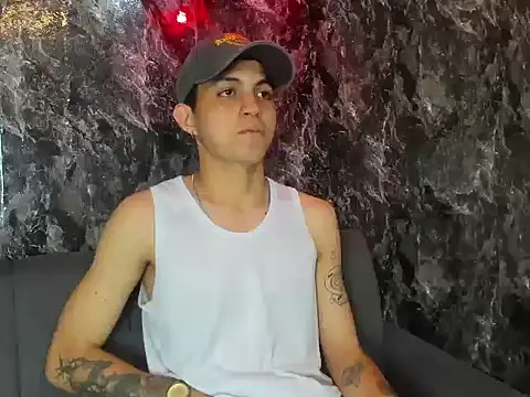 cameron_lux77 webcam