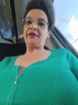 RebeccaNoble live cam on StripChat