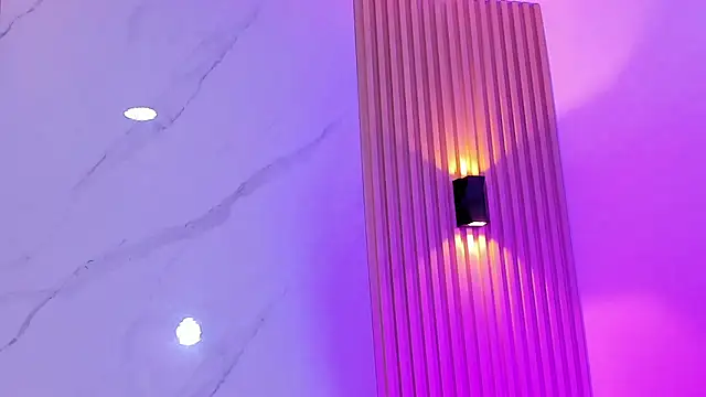 Miss_KhalifaDoll live sex cam