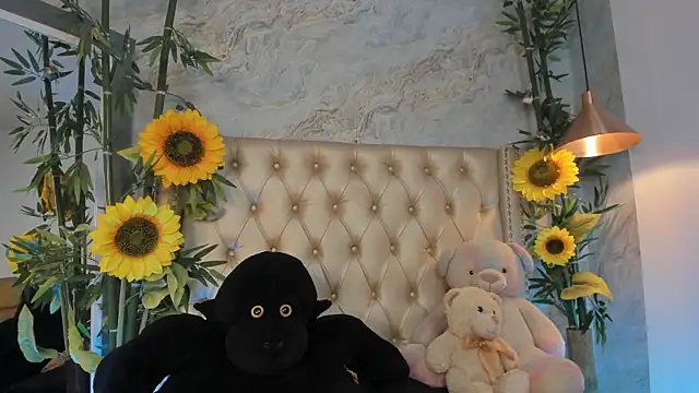 LittleeJaz webcam