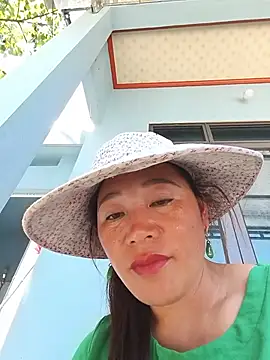 Jooj- live sex cam