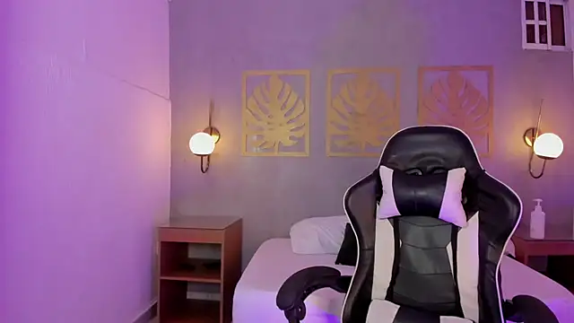 lia_sexx19 webcam