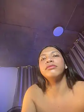 Lovely_Daugs webcam
