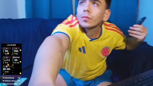 adonisZafiro webcam