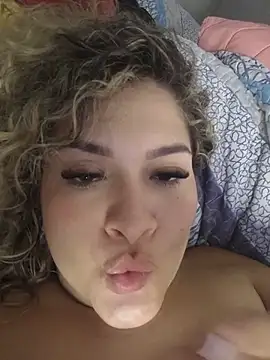 Sara_smiiith211 webcam