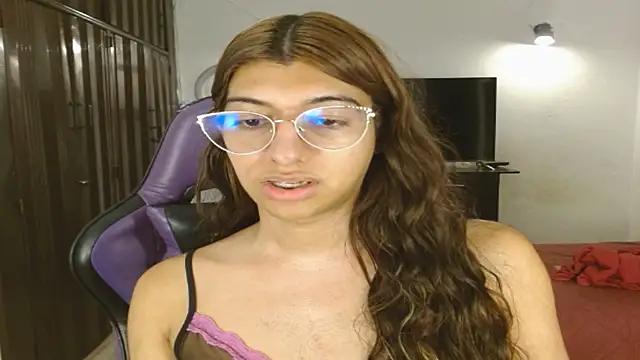 Alanni_parker webcam