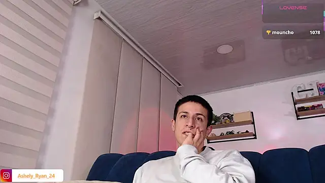 ashely_ryan24 webcam