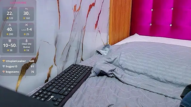 yourcuteneighbourr webcam
