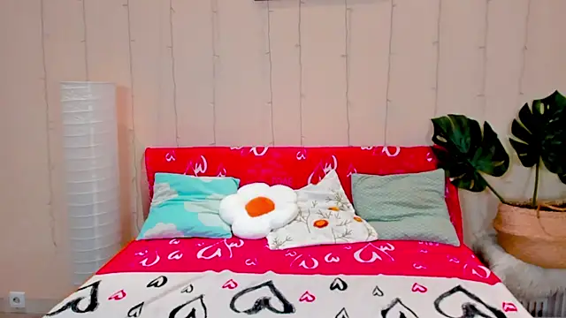 Mira_Karter webcam