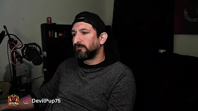 DevilPup75_ webcam