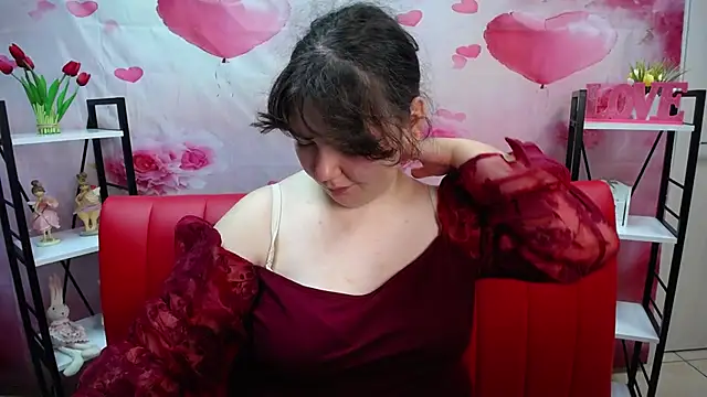 NeonilaLisova webcam