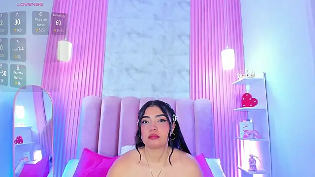 ArianaRougee webcam