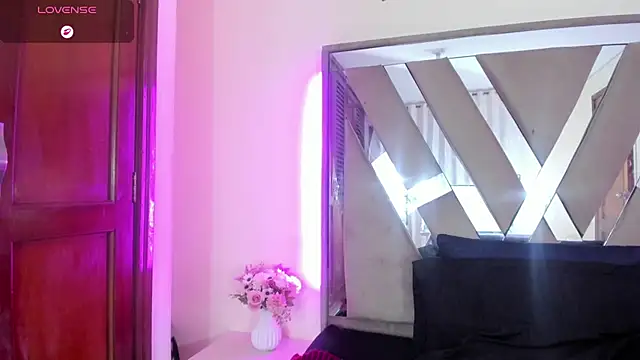 casey_lorens webcam