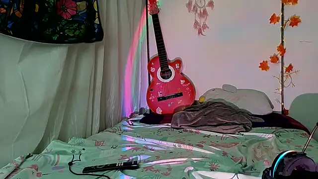 kittenpasive30 webcam