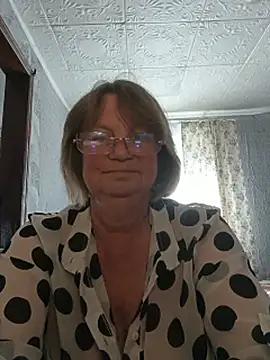 MilashkaCutie50 webcam