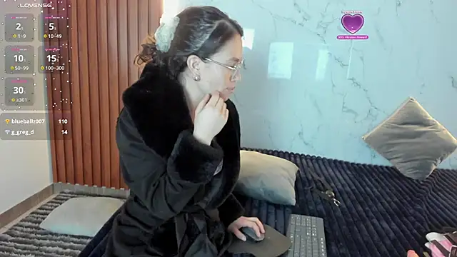 zara_vooss webcam