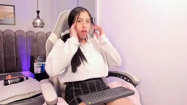 Emily_Porsche webcam