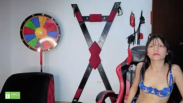 LolaandDante webcam