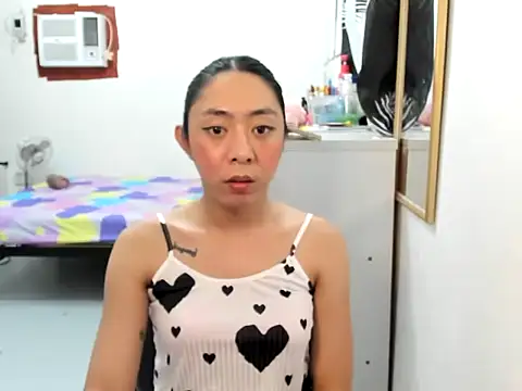 ErikaJayne4u webcam
