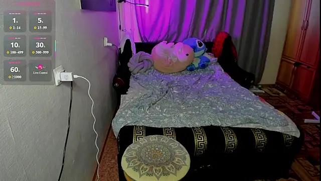 monica__elder webcam