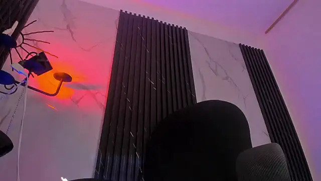 ALICEPOIXXXON webcam
