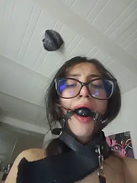 MissAfroditha webcam