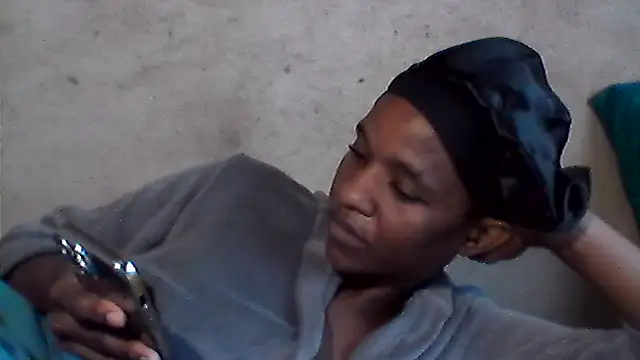 sexybigass31 webcam