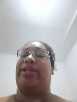 Yera_brown69 webcam