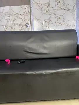 ArexBlack live cam on StripChat