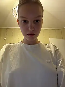 AshleyMur webcam