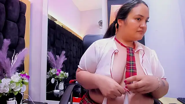 MiaRouss69 webcam