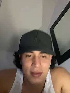 Maximuz1920 webcam