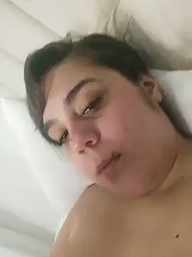 its_lauu_ webcam