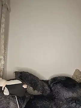 Mia_skyy18 webcam