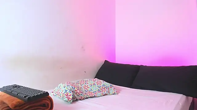 Elagrace_ webcam