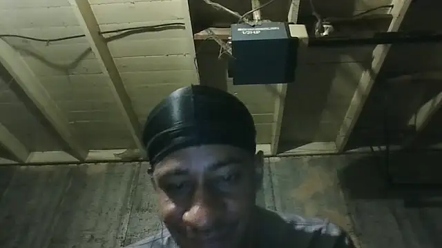 Leo99842 webcam