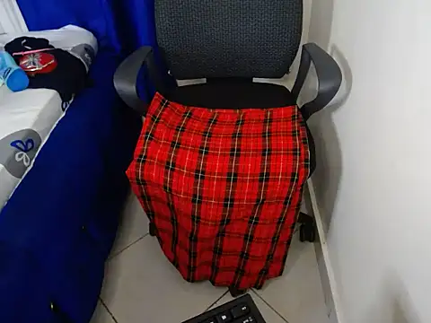 KittyKissess02 webcam