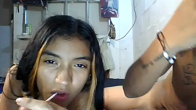 canelita0510 webcam