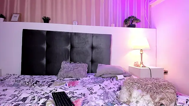 Amellie_Rosee webcam