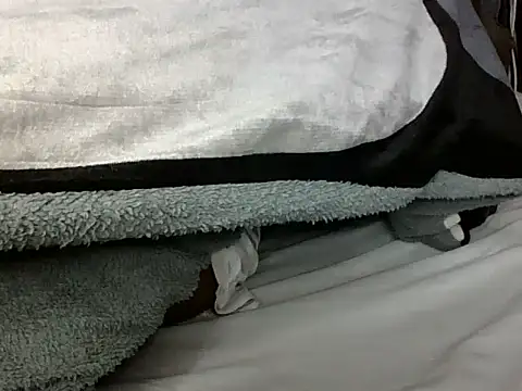 pinkybish25 webcam