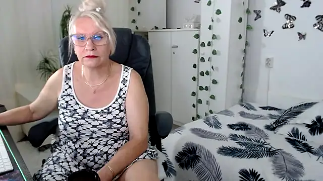 Ghertrude52 webcam