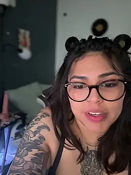 miacanela_xo webcam