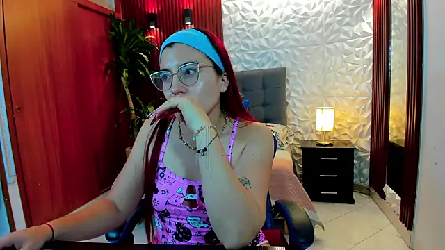 allison_mc webcam