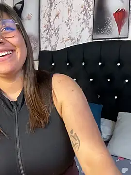 Larissa_Antonella webcam