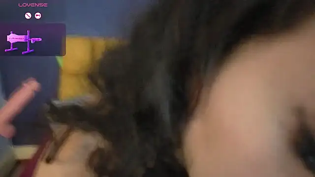 KendraaSimons webcam